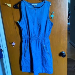 Sleeveless chambray dress